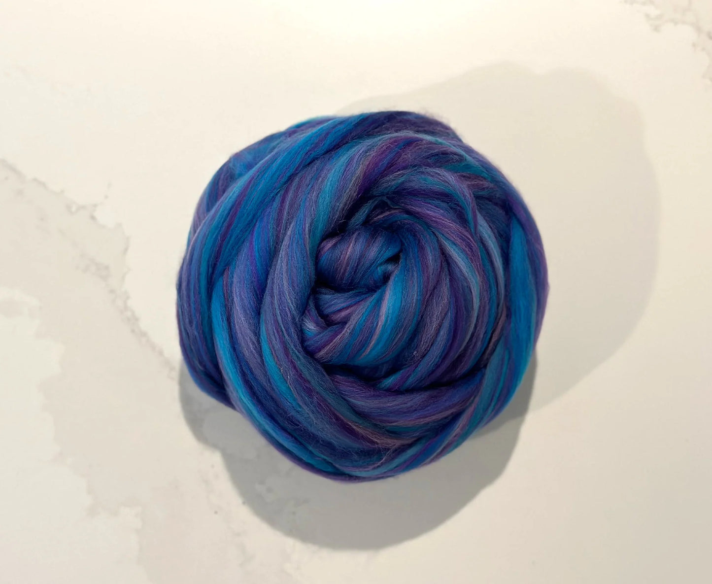 Mystic forest merino roving 100 grams